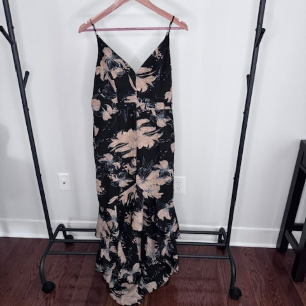 Lulu's Black Floral Maxi Dress & Lulu's Cream One-Shoulder Midi Dress - Picture 2 of 3